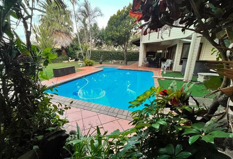 פנסיון The Woodhouse