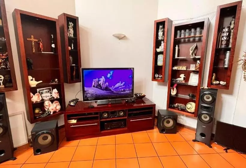 ペンション The Woodhouse