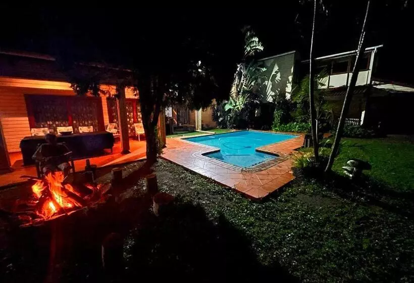 ペンション The Woodhouse