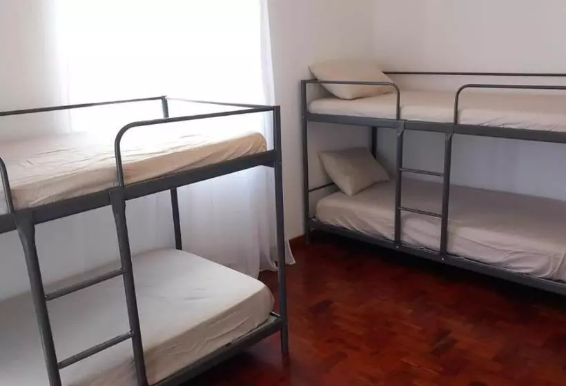 ユースホステル Anchor House Albufeira