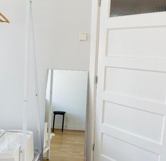 צימר Stylish Double Room In The Hague