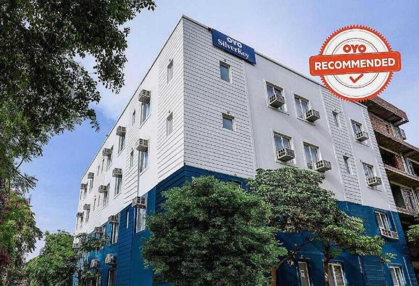 Hotel Collection O Telone Stay