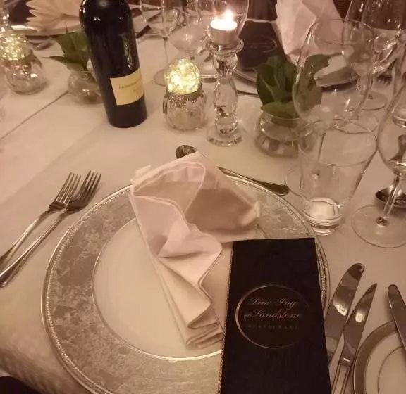 ホテル Ing At Sandstone