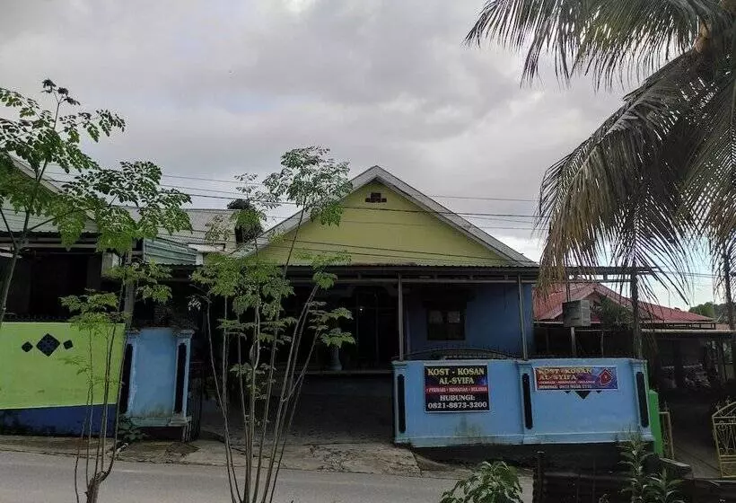 ホテル Oyo 92724 Penginapan Syariah Al Syifa