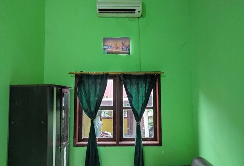 בית מלון כפרי Oyo 92724 Penginapan Syariah Al Syifa