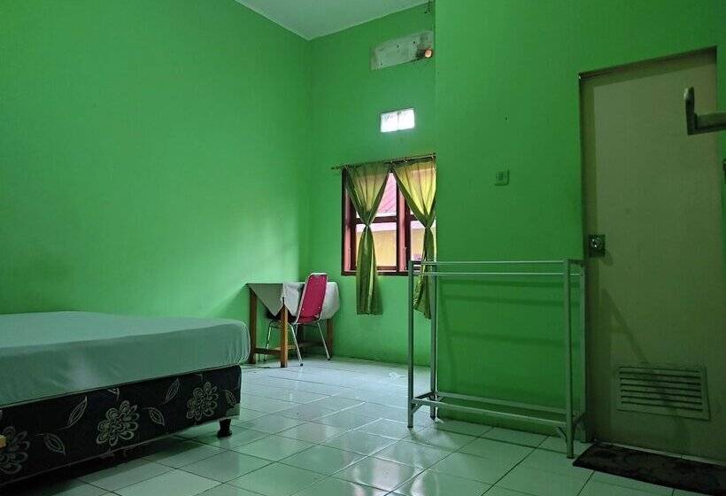 בית מלון כפרי Oyo 92724 Penginapan Syariah Al Syifa