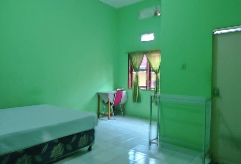 בית מלון כפרי Oyo 92724 Penginapan Syariah Al Syifa