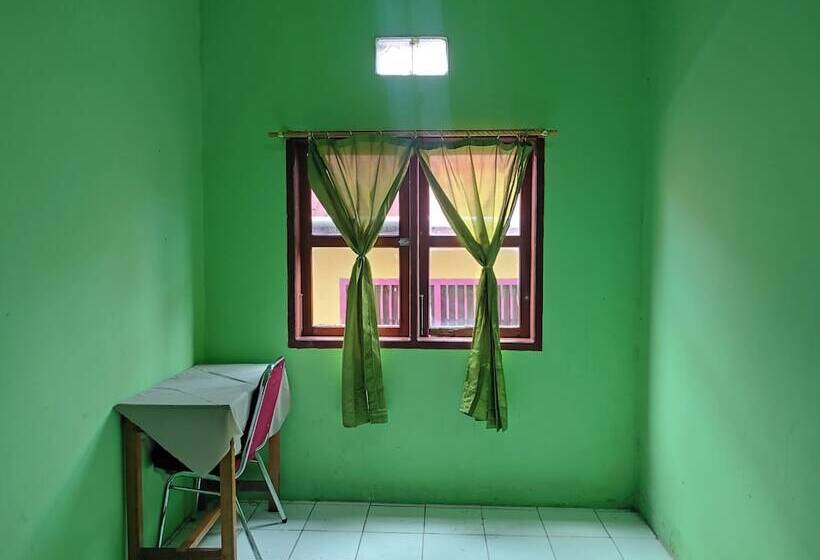 בית מלון כפרי Oyo 92724 Penginapan Syariah Al Syifa