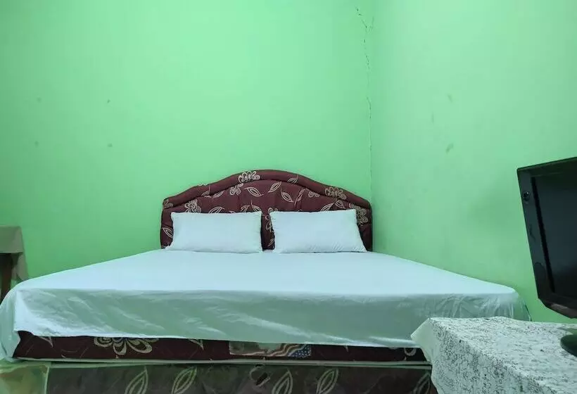 ホテル Oyo 92724 Penginapan Syariah Al Syifa