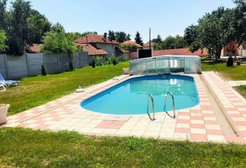 Pensionat изворът   La Source