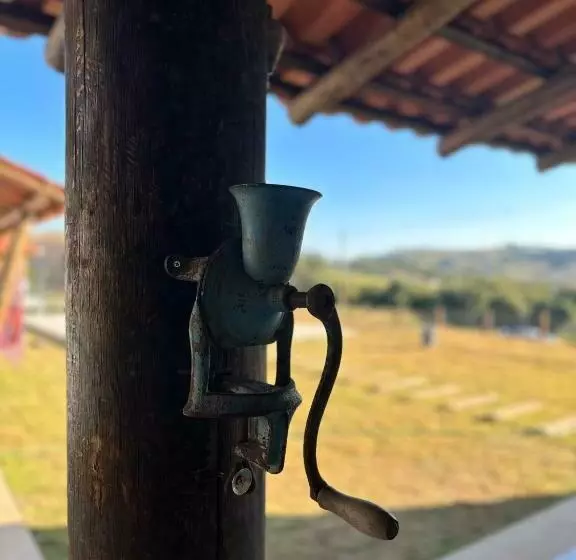 ユースホステル La Menorca Bangalôs   Tiradentes