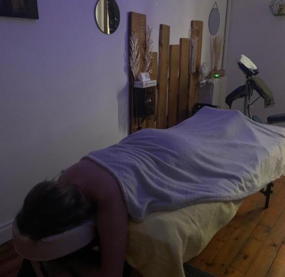 ベッドアンドブレックファースト Chez Franck Et Sandra, Plein Centre Ville , 2eme étage