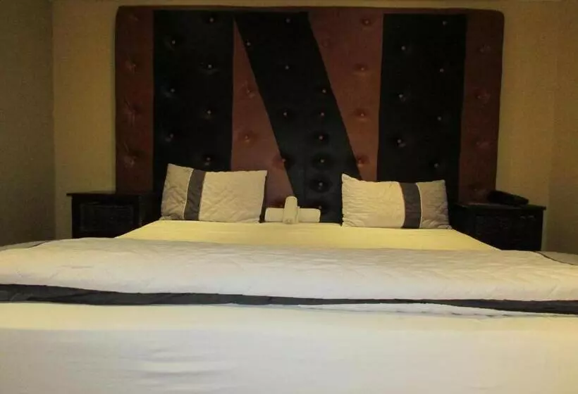 ベッドアンドブレックファースト Comfort Stay In Hammanskraal Close To Dinokeng
