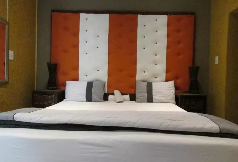 ベッドアンドブレックファースト Comfort Stay In Hammanskraal Close To Dinokeng