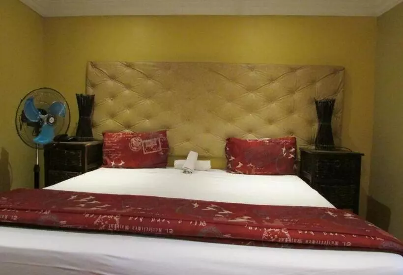 ベッドアンドブレックファースト Comfort Stay In Hammanskraal Close To Dinokeng