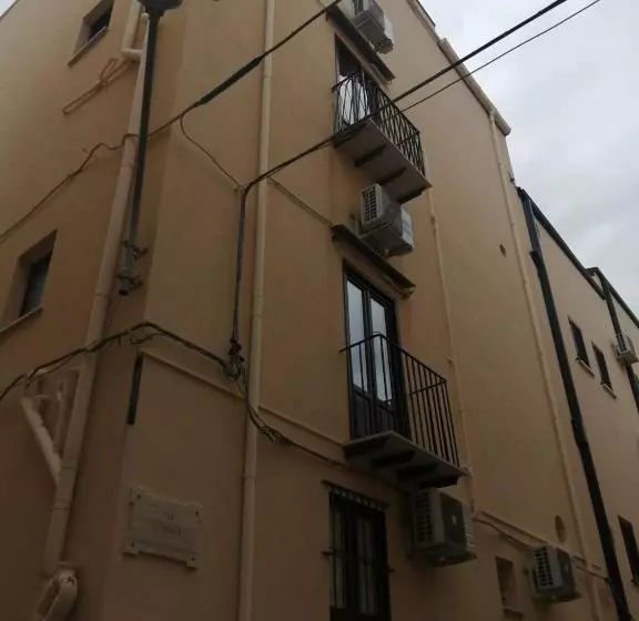 تختخواب و صبحانه Domus Case Vacanze Civico Del Mare