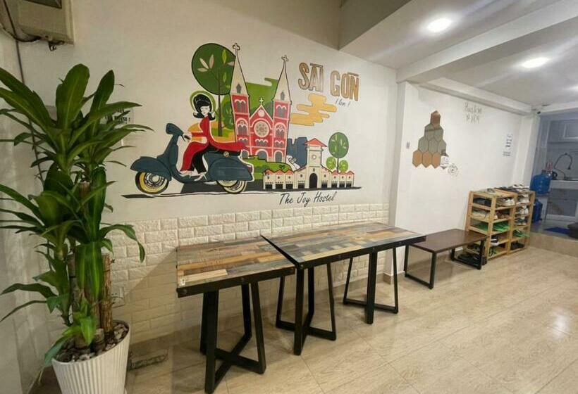 هتل کپسول Joy Hostel