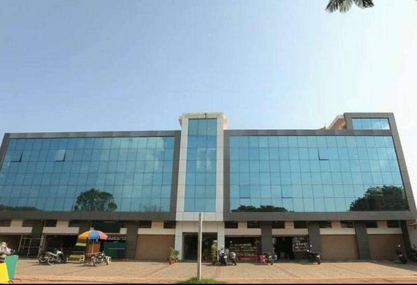 Super Hotel O Sar Residency