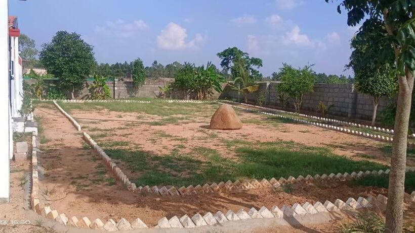 Hotel Vishnaka Kudil