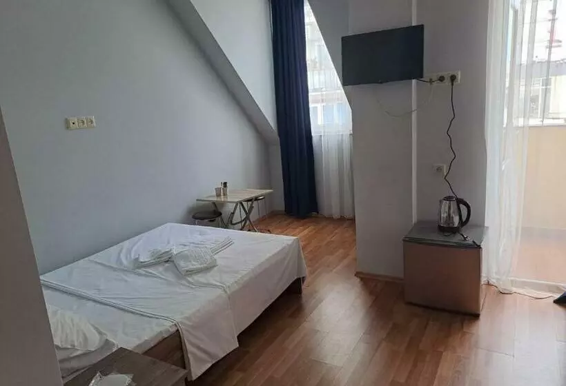 هتل Zundaga