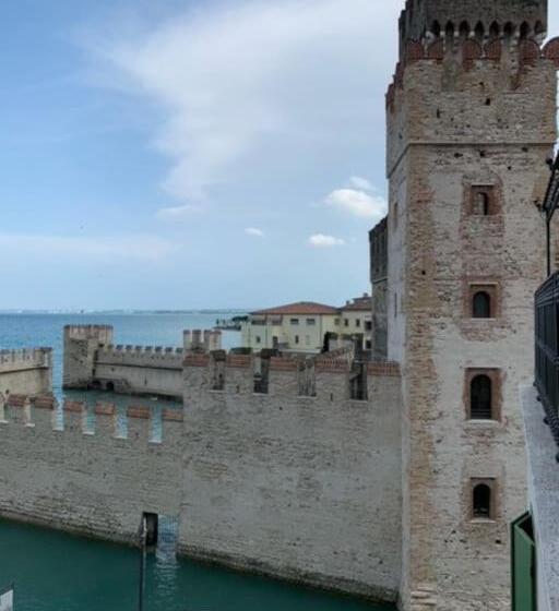 بنسيون Locanda Carolina Valerio Catullo