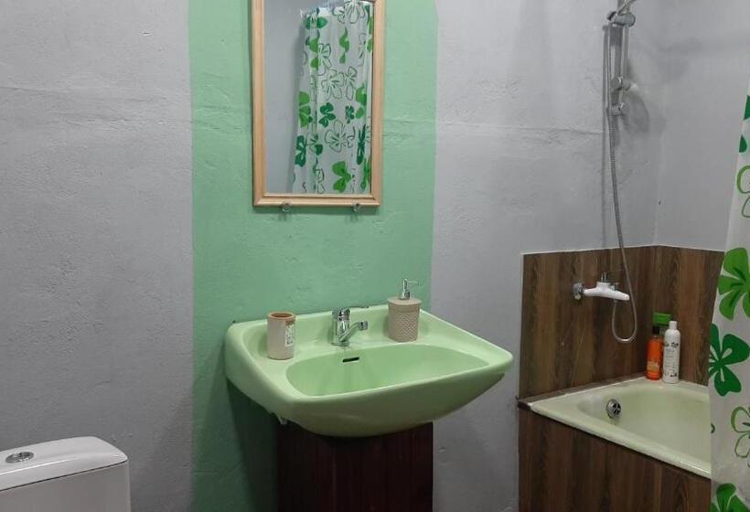 پانسیون Papoyan Guest House