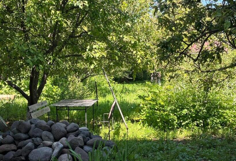 پانسیون Papoyan Guest House