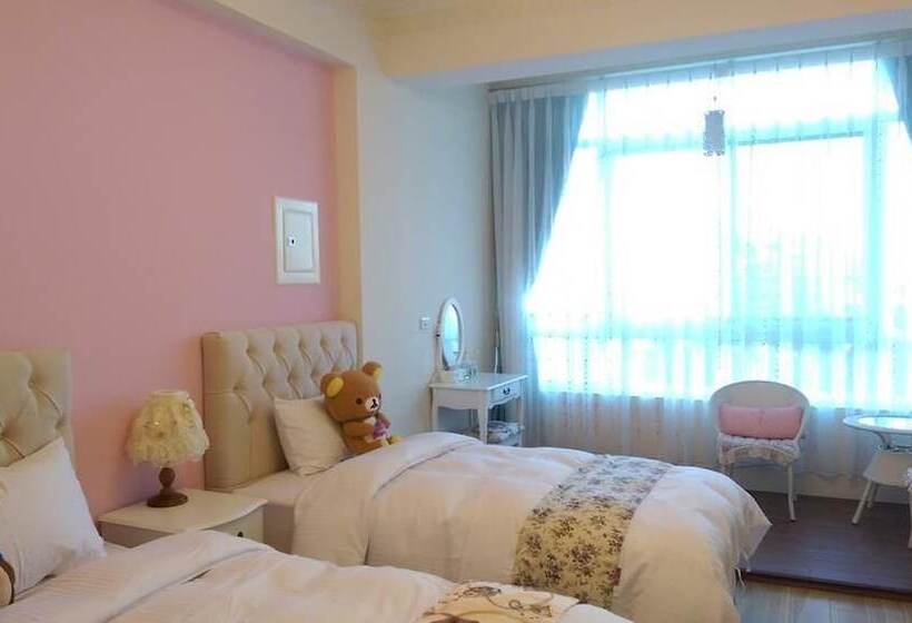 تختخواب و صبحانه Bear House