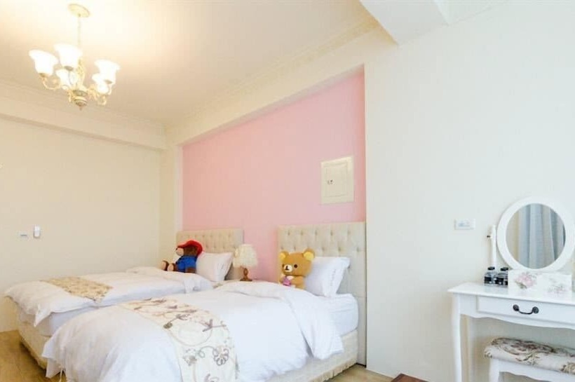 تختخواب و صبحانه Bear House