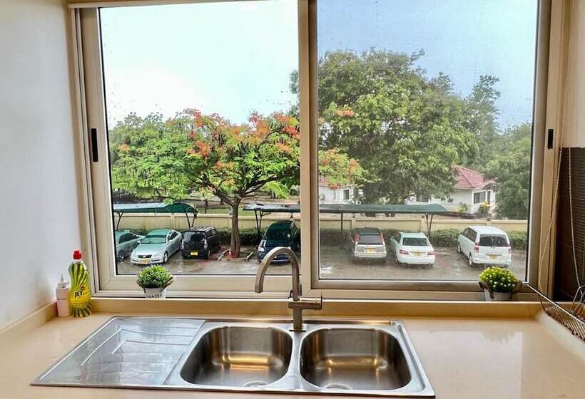 Colosseum Square Luxury Apartments