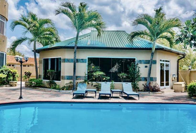 Colosseum Square Luxury Apartments