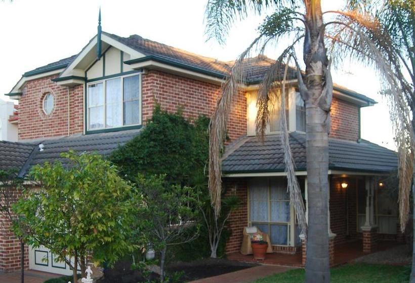 Highclaire House Bed And Breakfast