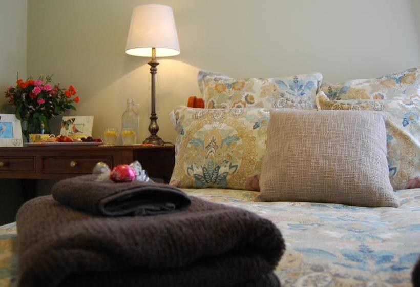 Highclaire House Bed And Breakfast