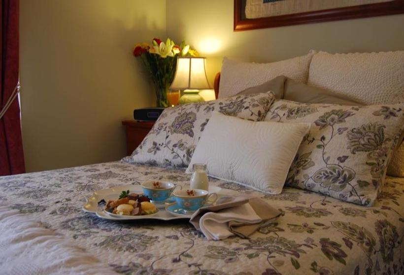 Highclaire House Bed And Breakfast