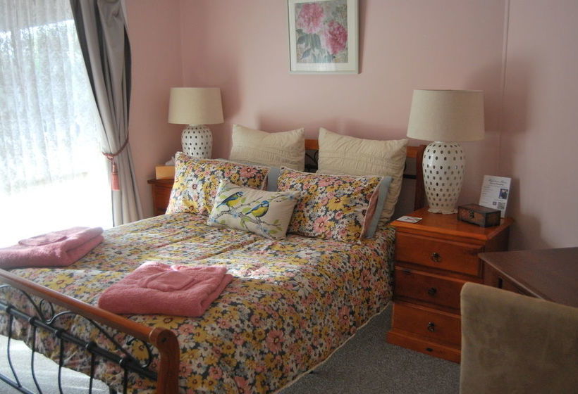 Highclaire House Bed And Breakfast