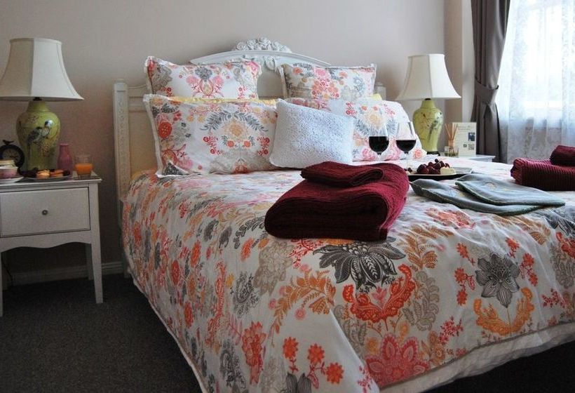 Highclaire House Bed And Breakfast