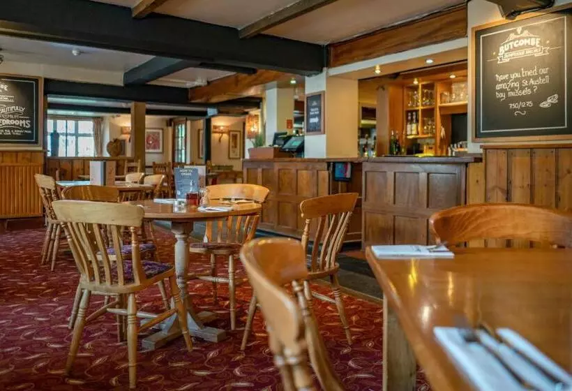 簡易ホテル The White Hart, Wroughton