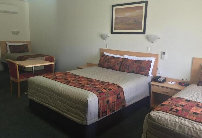 בית מלון כפרי Abel Tasman Motor Inn