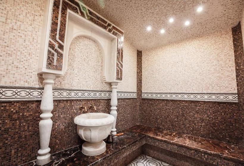 هتل Novomoskovskaya