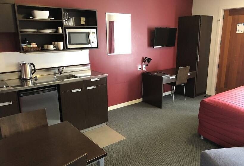 فندق Arena Lodge