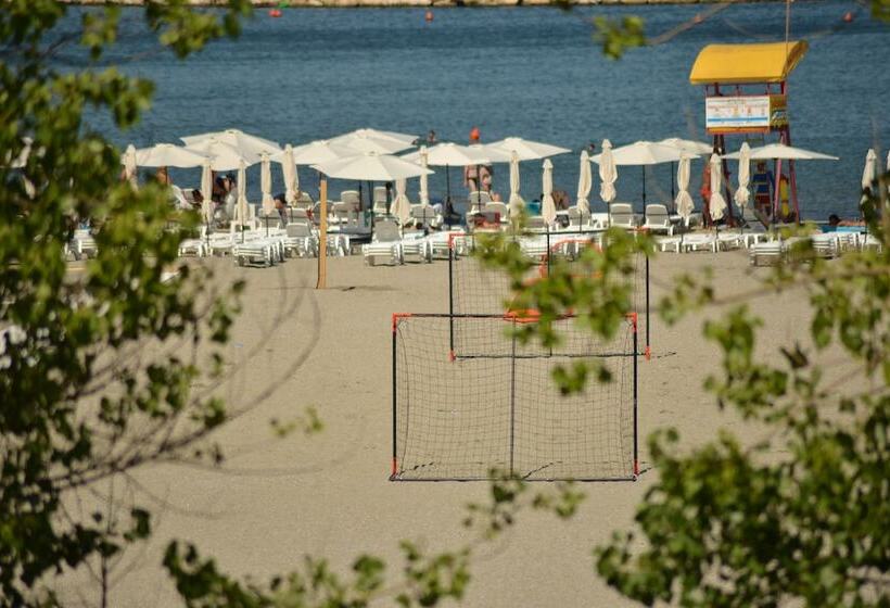 בית מלון כפרי Bavaria Blu