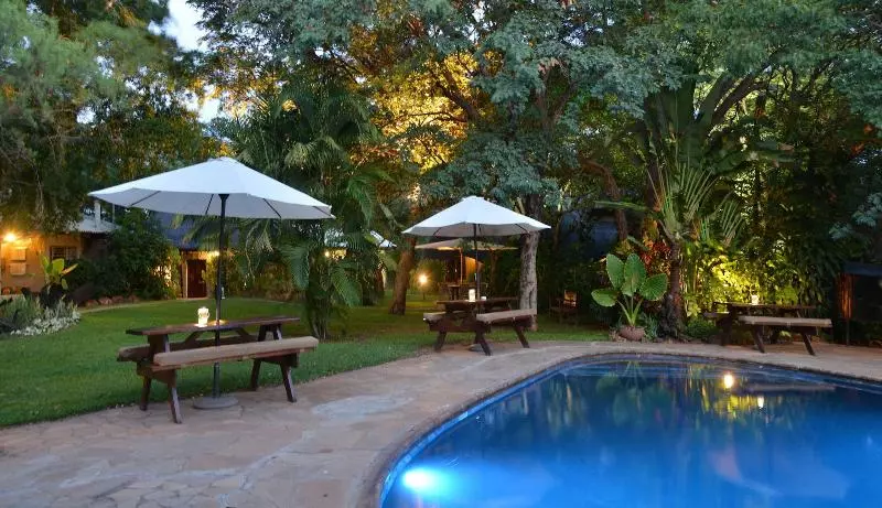 هتل Bayete Guest Lodge