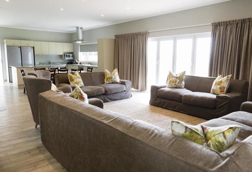 Brahman Hills   Gardens, Hotel & Cottages