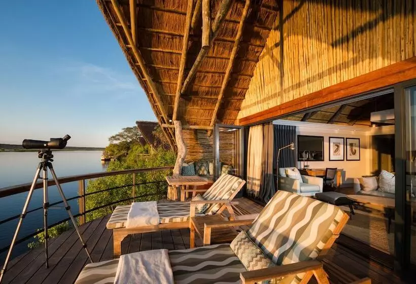 هتل Chobe Water Villas