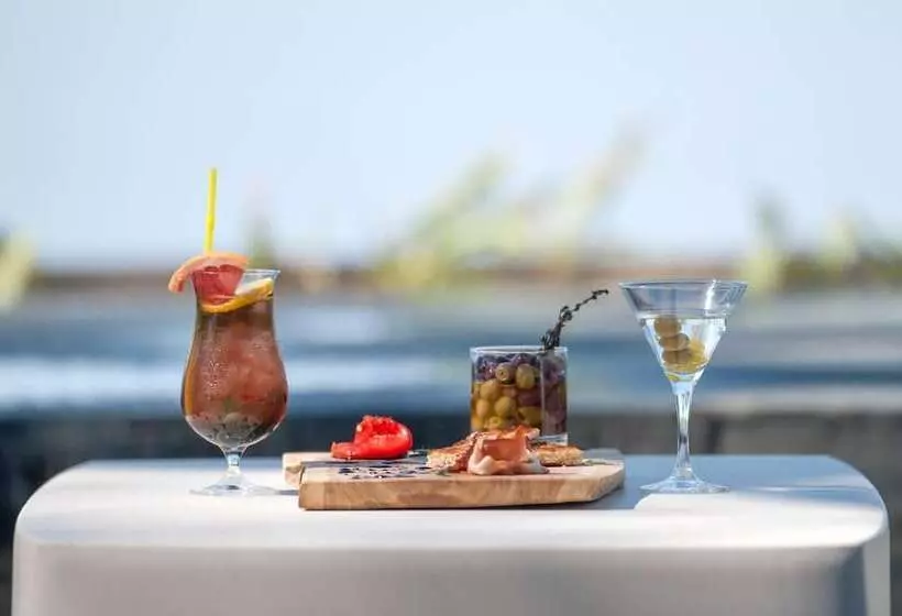 هتل Chobe Water Villas