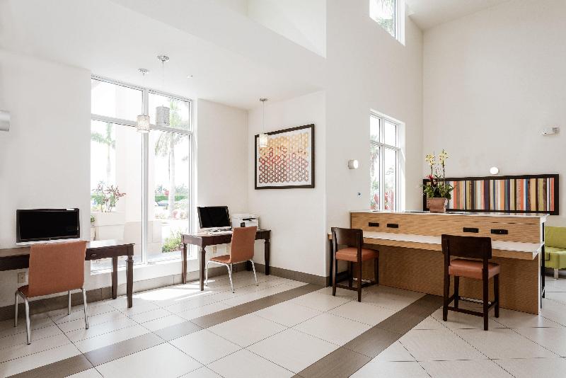 호텔 Holiday Inn Express & Suites Boynton Beach East, An Ihg