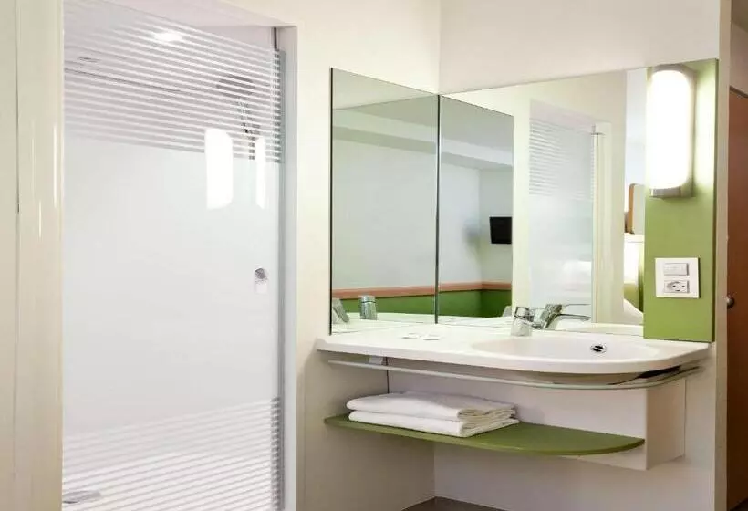 هتل Ibis Budget Málaga Centro