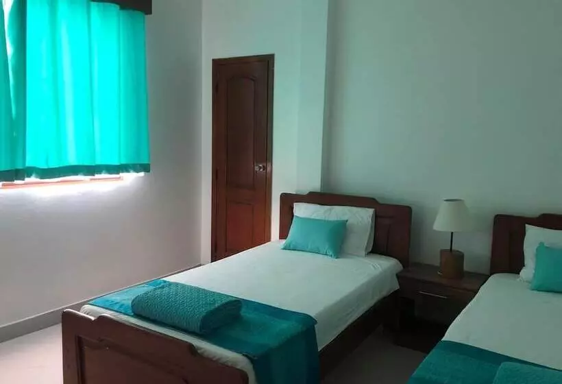 Hotelli Isabela Paradise