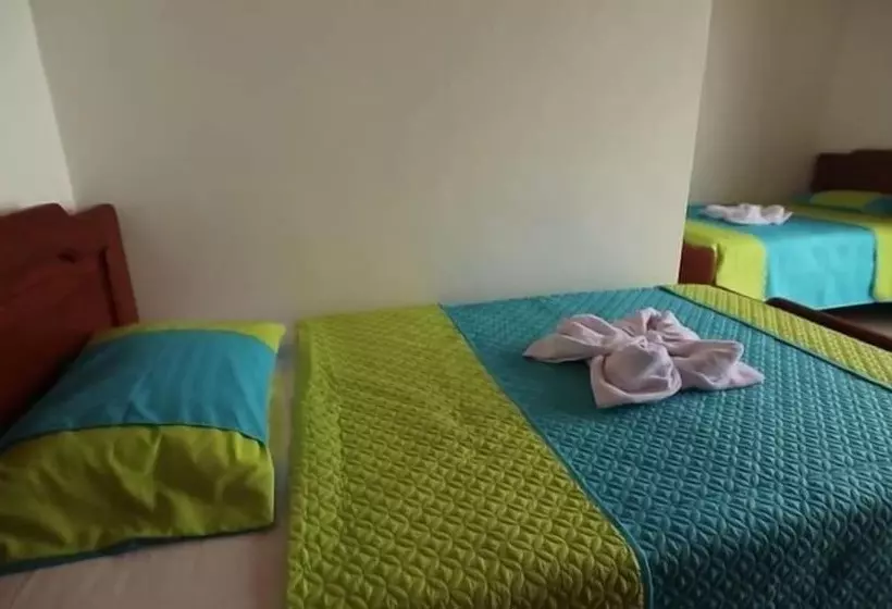 Hotelli Isabela Paradise