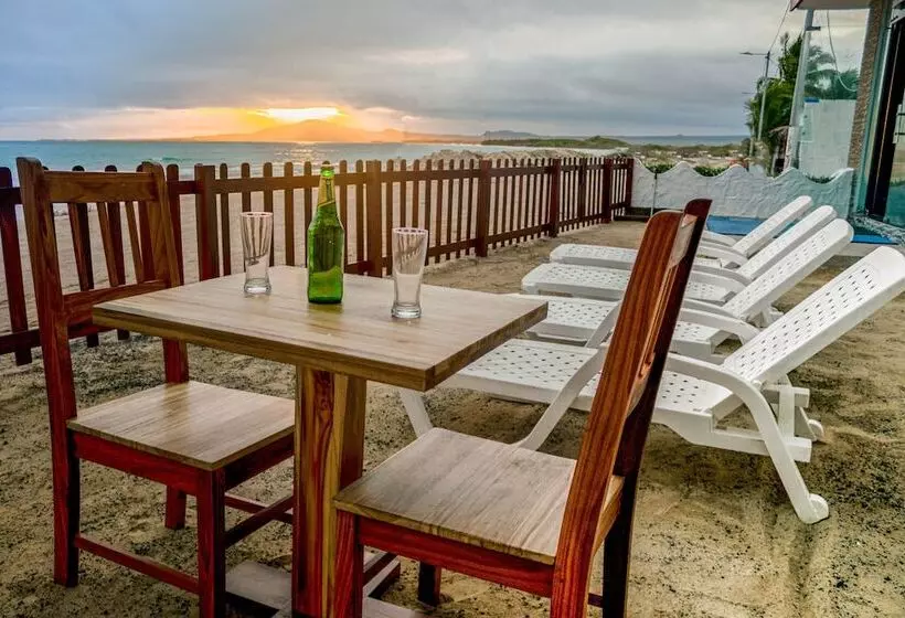Hotelli Isabela Paradise